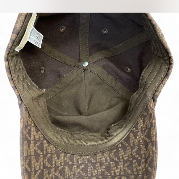 Michael Kors Cap Excellent Conditon - Picture 3 of 4